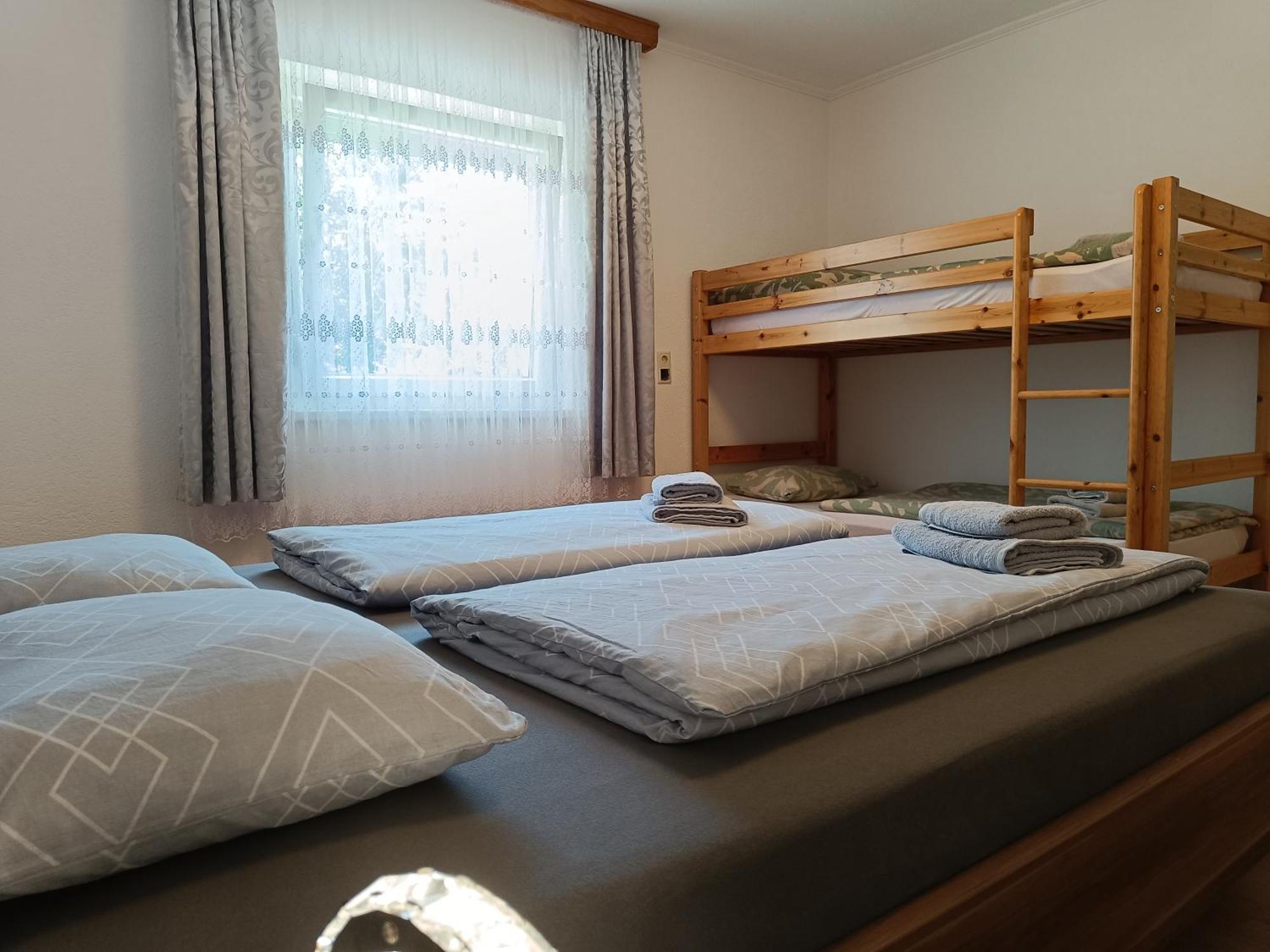 Ella Ferienwohnung Arnoldstein Exteriör bild